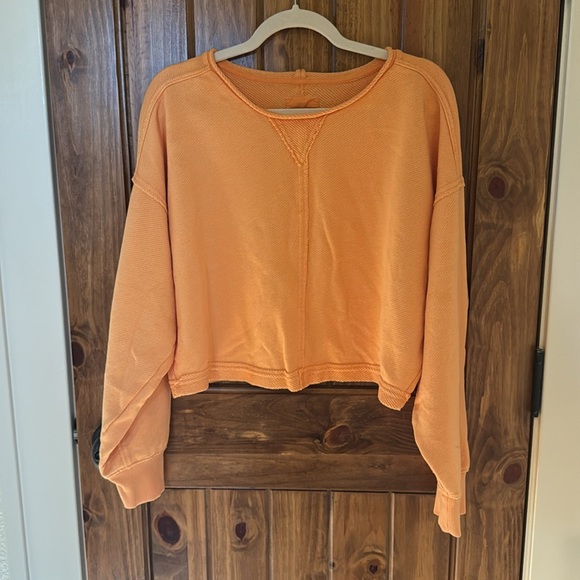 Aerie Set, Size M - Picture 4 of 5